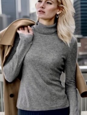 Garnet Hill 100% Cashmere Turtleneck Sweater Grey Knit Pullover Women's Sz M
